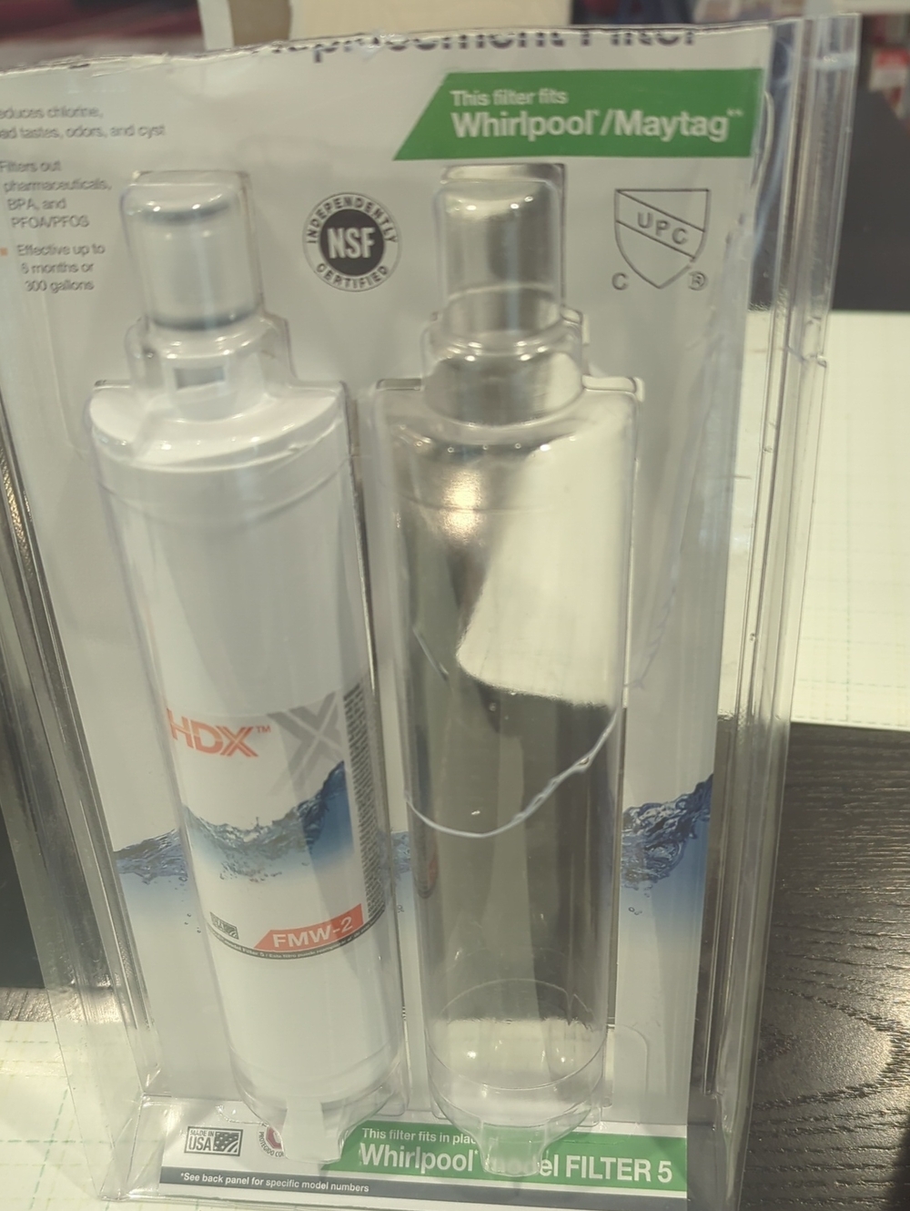 White Refrigerator Water Filter Replacement (1) for Whirlpool/Mayag